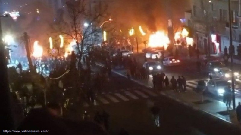 Alle ragazze e ai ragazzi iraniani